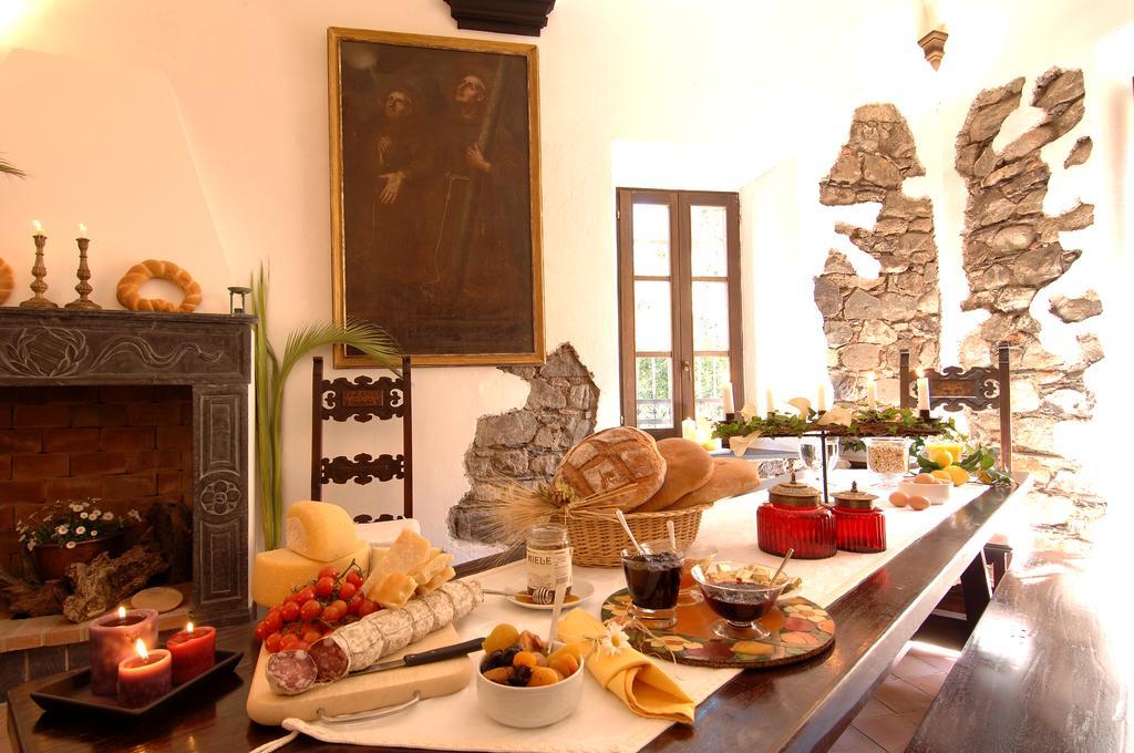 Abbadia San Giorgio Hotel Moneglia Bagian luar foto